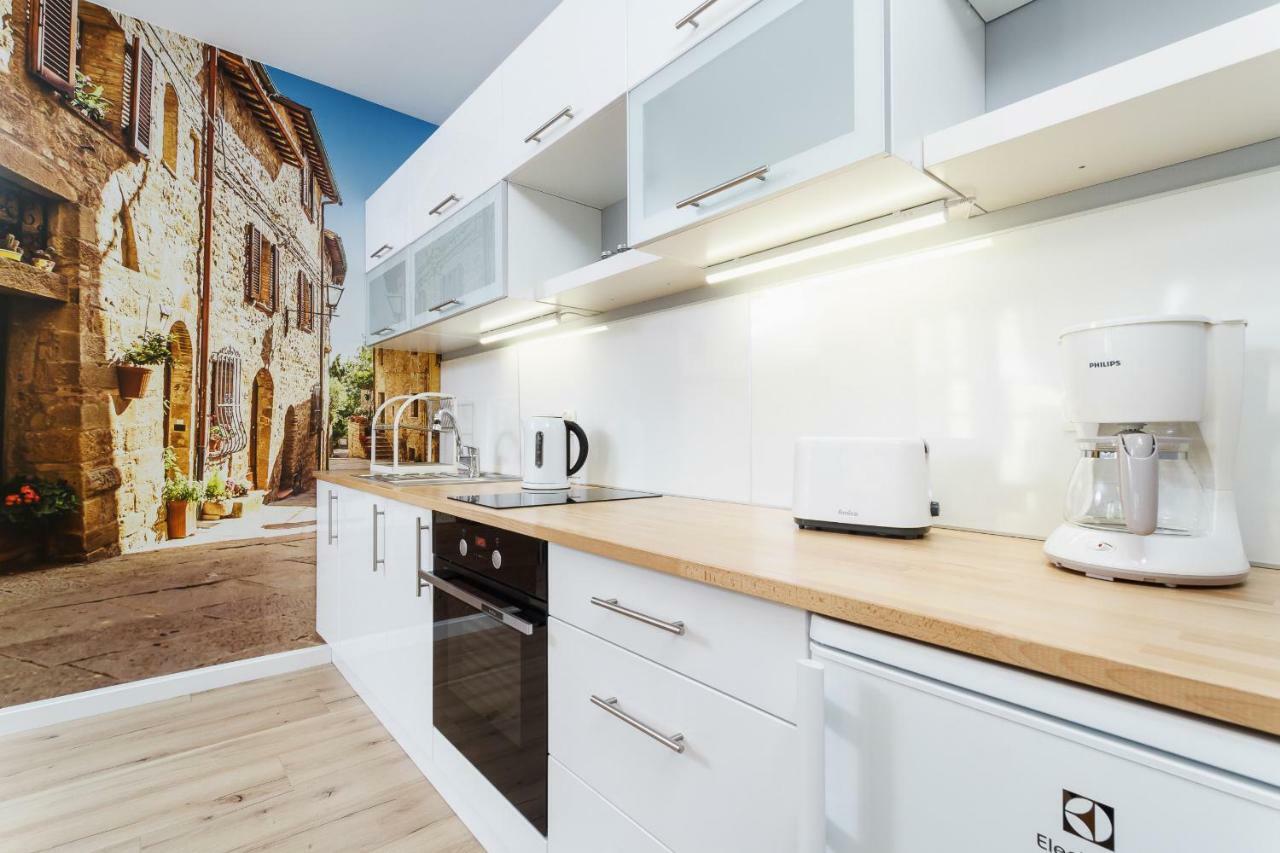 Apartments Harmonica Trynitarska By Noclegi Renters Krakau Buitenkant foto
