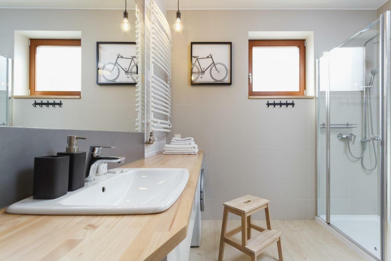 Apartments Harmonica Trynitarska By Noclegi Renters Krakau Buitenkant foto