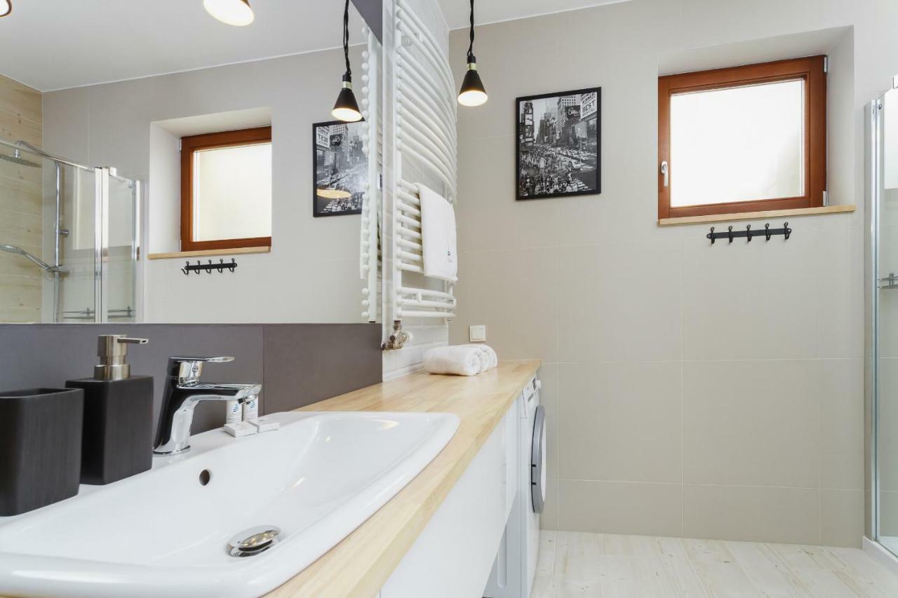 Apartments Harmonica Trynitarska By Noclegi Renters Krakau Buitenkant foto